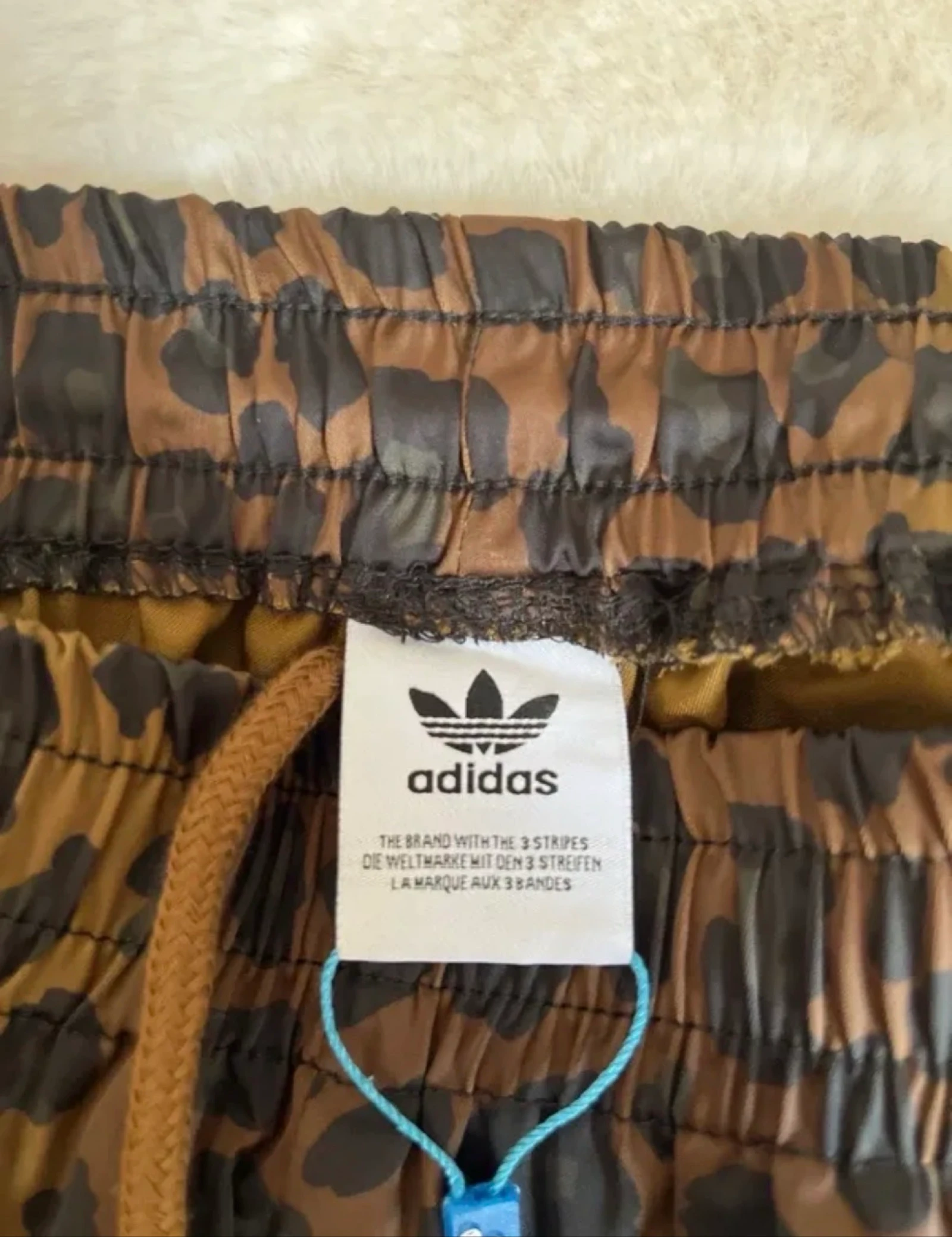 Short adidas leopard – photo 3